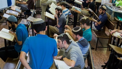 ישיבת בית אל{ (117).jpg