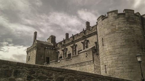 stirling-castle-g4f7f6f65e_1920.jpg