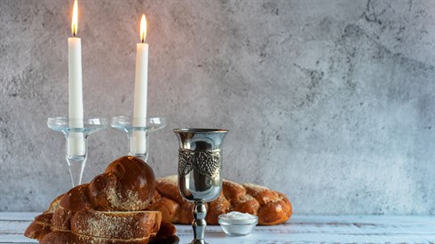 נרות שבת.jpg