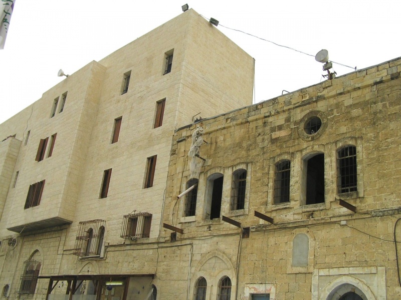 קובץ:Hebron101 bet sneerson.jpg