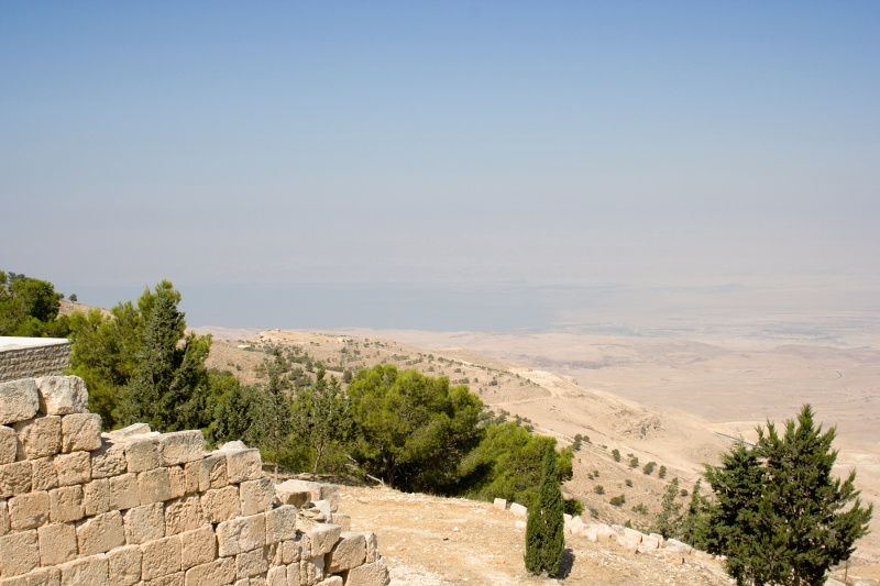 קובץ:Dead Sea from Mt Nebo.jpg