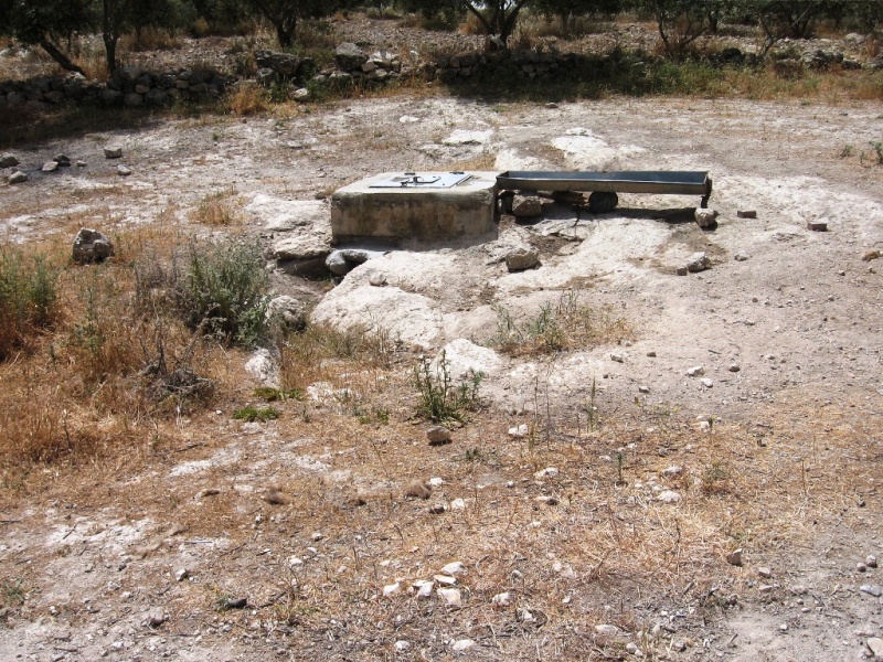 קובץ:Adullam wellsAAA.jpg